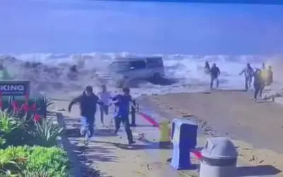 Onda forte ultrapassa faixa de areia e deixa 8 feridos nos EUA