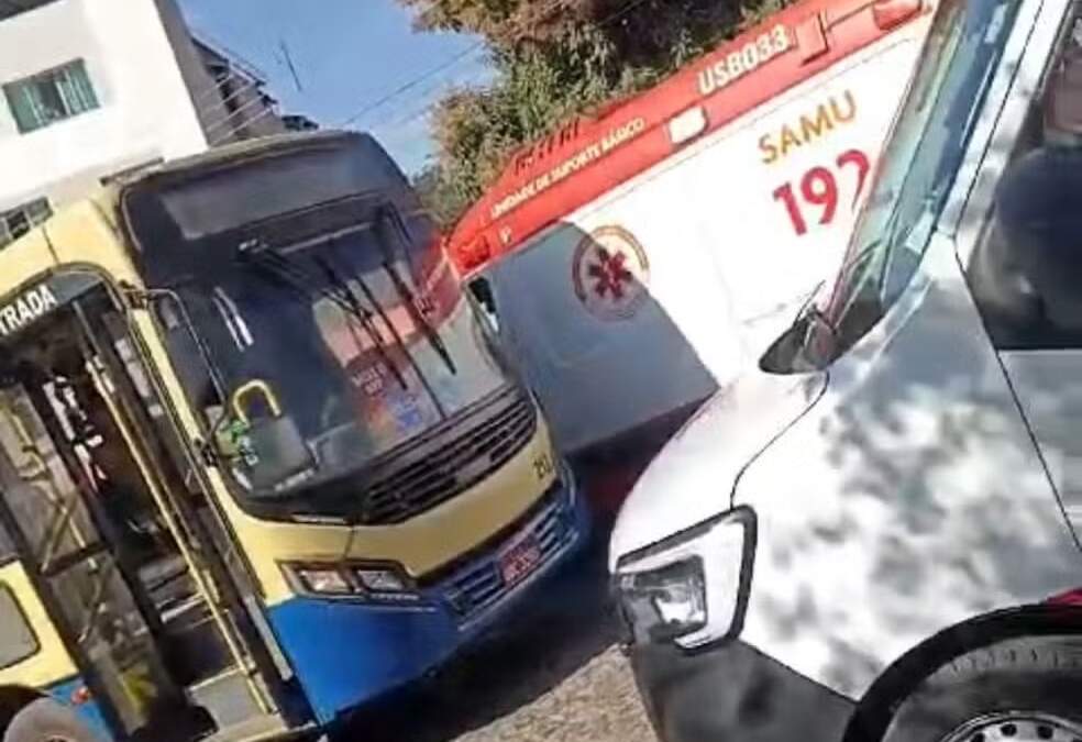 Passageiro morre dentro de ônibus em Divinópolis