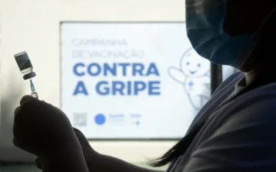 Minas inicia distribuição de 640 mil  doses da vacina contra a gripe