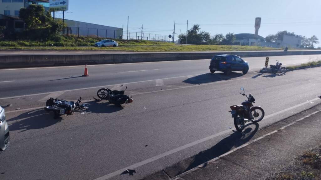 Acidentes na MG-050 deixam nove feridos, três em estado grave