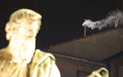 Quando sai a fumaça? Vaticano divulga horários das votações