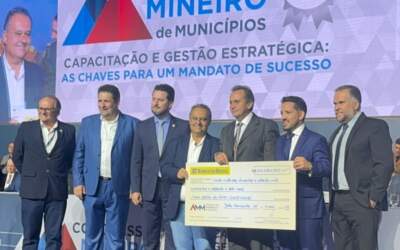 Mitre toma posse no Conselho Fiscal da Associação Mineira de Municípios