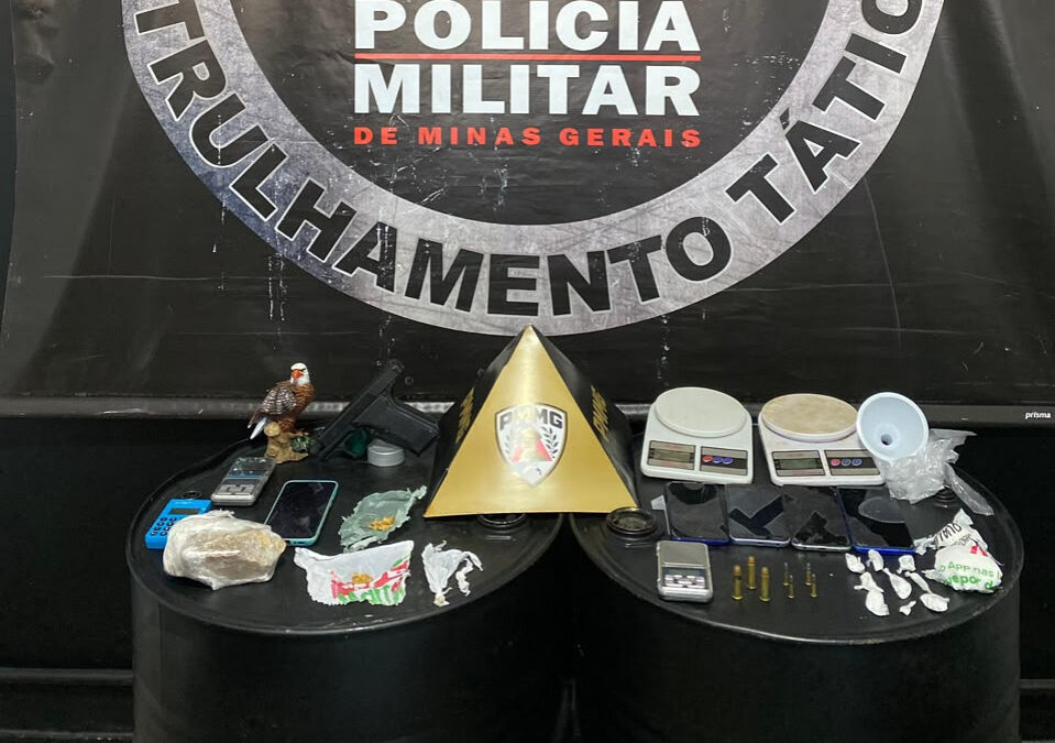 Dupla é presa por tráfico de drogas perto de escola em Itaúna
