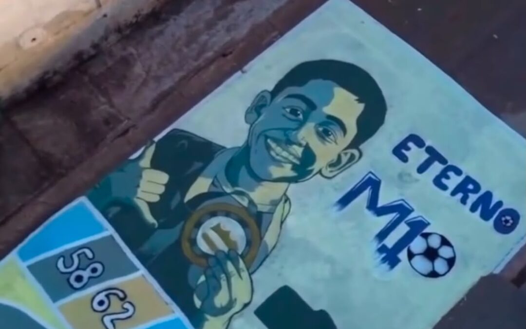 Garoto Matheus Faleiro é homenageado com pintura em rua de Itatiaiuçu