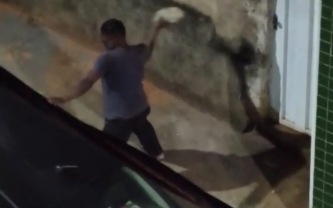 Itaúna: Homem que quebrou vidro de carro e roubo mochila é preso em flagrante