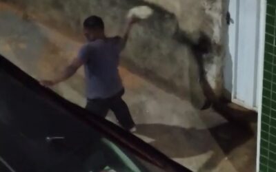 Itaúna: Homem que quebrou vidro de carro e roubo mochila é preso em flagrante