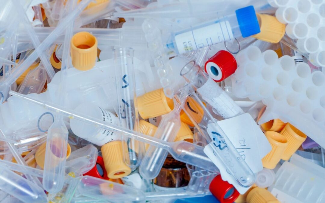 Secretaria de Saúde em Carmo do Cajuru alerta para riscos do descarte irregular