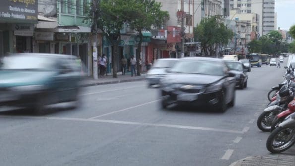 Após 14 mil infrações em cinco dias, Divinópolis discuti radares