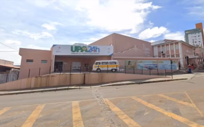 Criança de 2 anos morre atropelada por caminhão de coleta de lixo