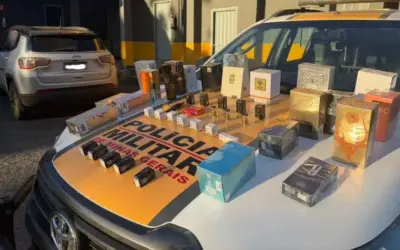 Carga ilegal do Paraguai é apreendida na MG-050; motorista foi preso