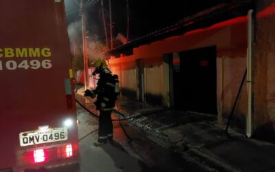 Incêndio atinge residência no Irmão Auler