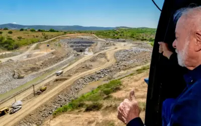 Lula inaugura dois novos trechos da Ferrovia Transnordestina no Ceará